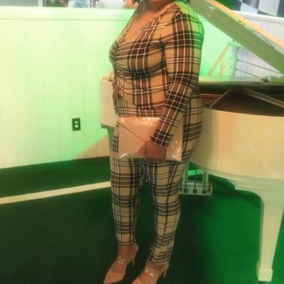 Inspired Set - Picture 2 of 3